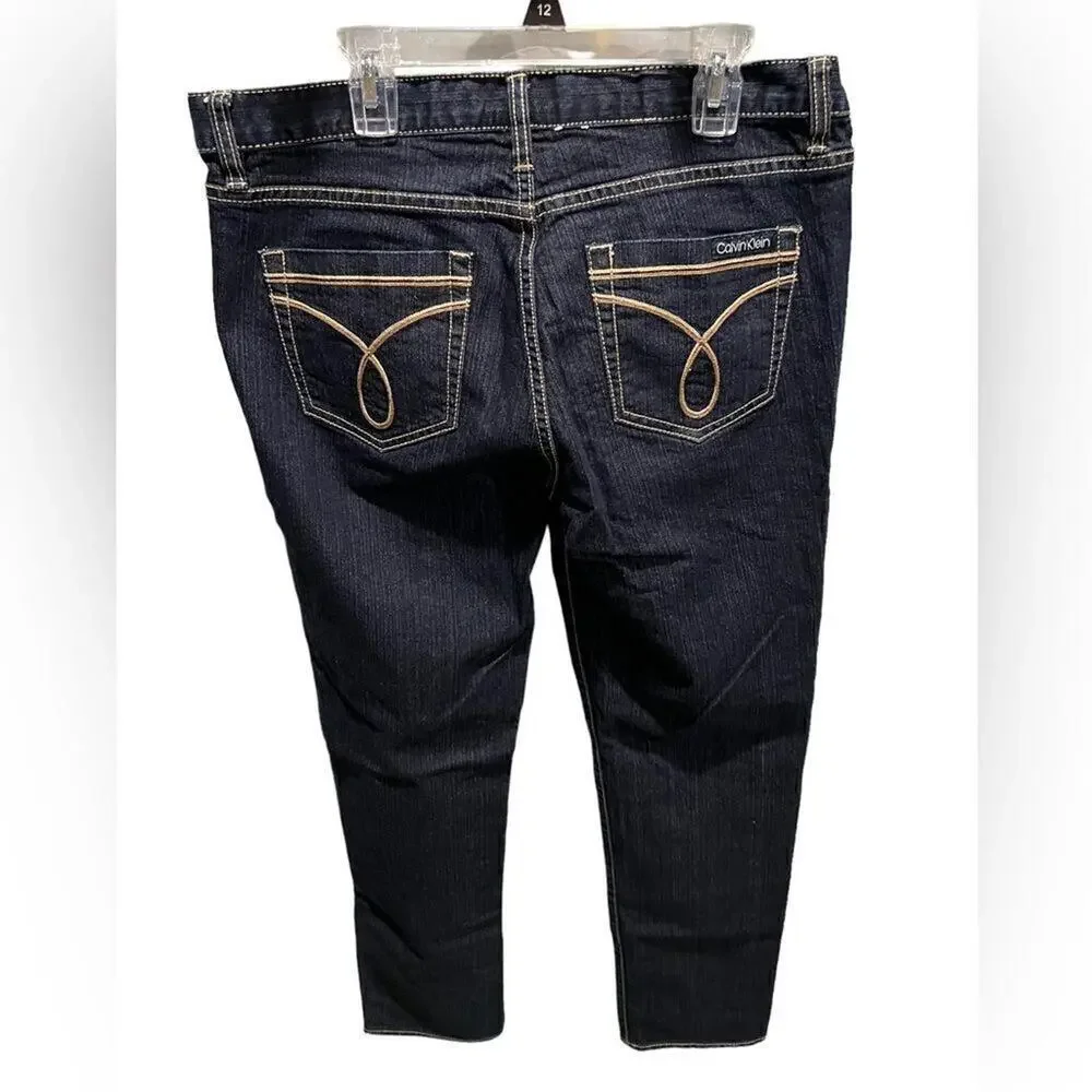 Calvin‎ Klein dark wash skinny jeans with contrast stitching size 30/10